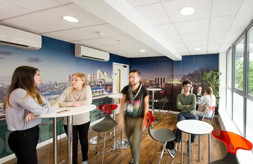 Oxford International Londra Dil Okulu