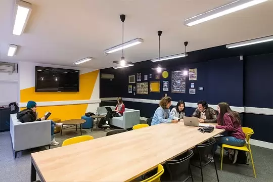 Stafford House Londra Dil Okulu